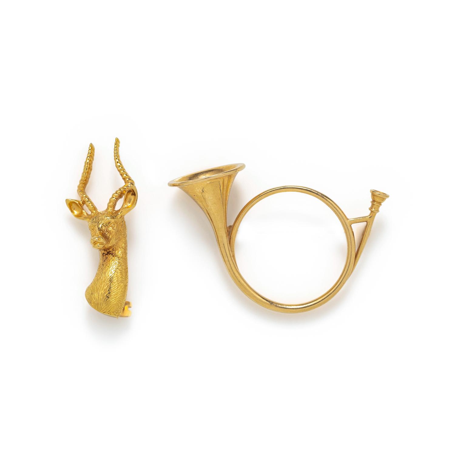 COLLECTION OF YELLOW GOLD BROOCHES