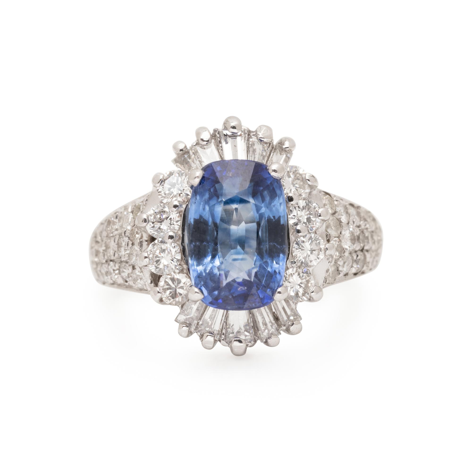 SAPPHIRE AND DIAMOND RING