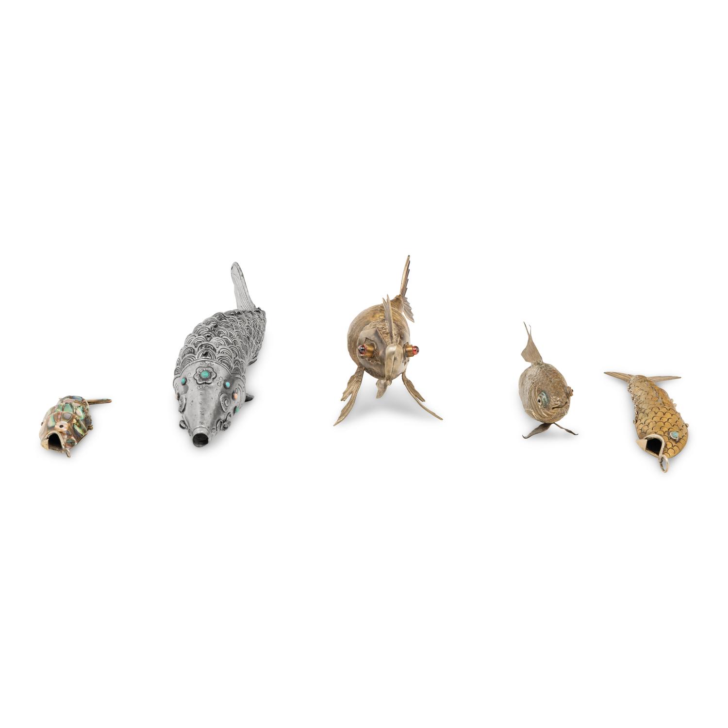 A Group of Articulated Fish