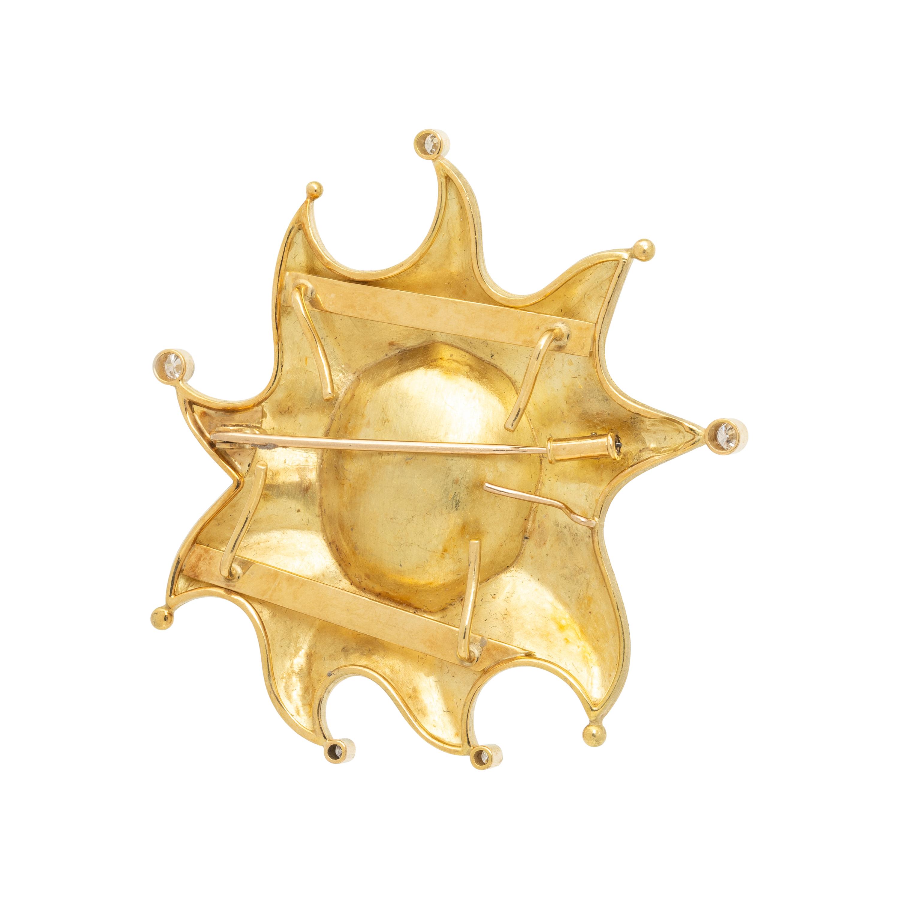 SAPPHIRE, DIAMOND, AND YELLOW GOLD SEA STAR PENDANT BROOCH