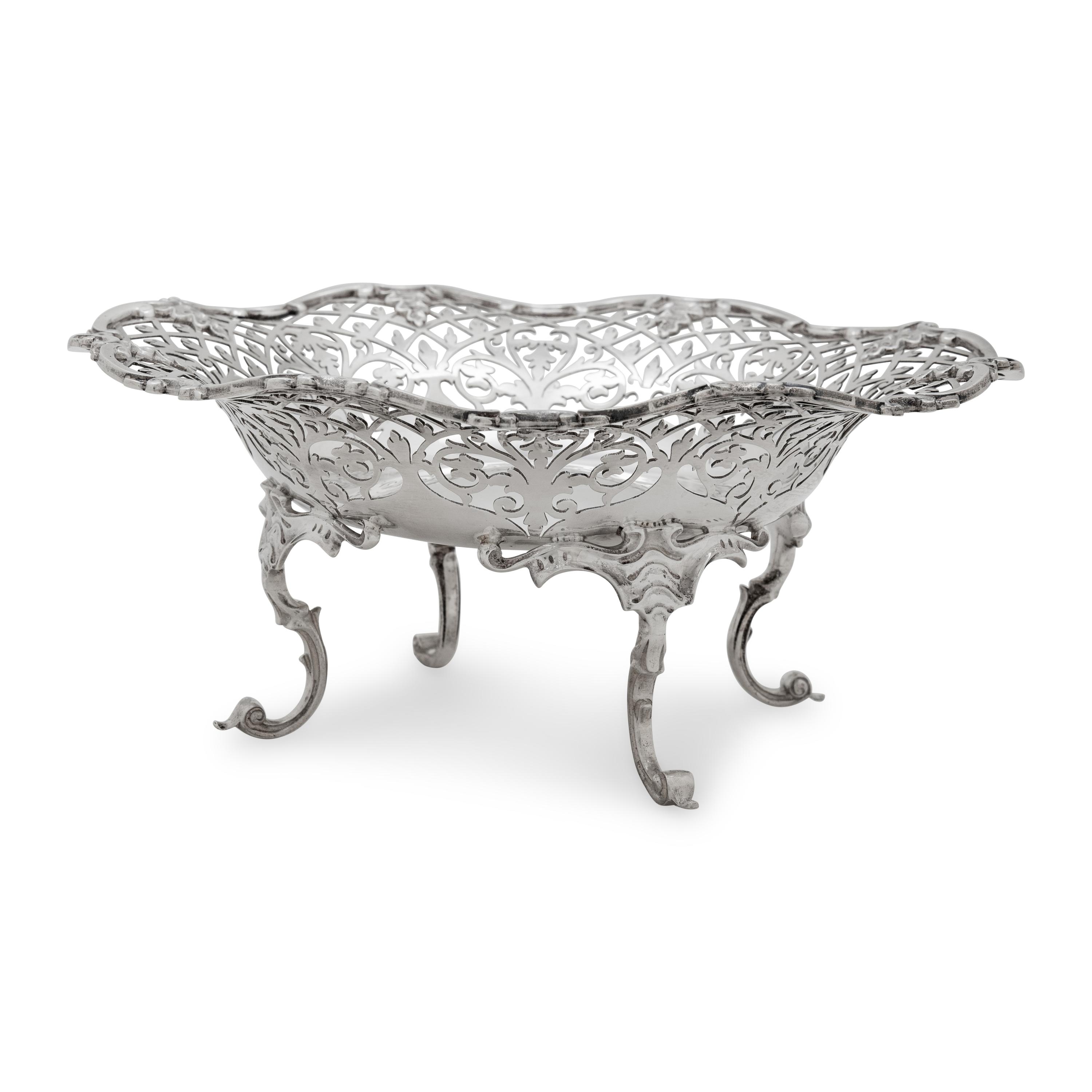 A Set of Four Scottish Edwardian Silver Reticulated Bowls