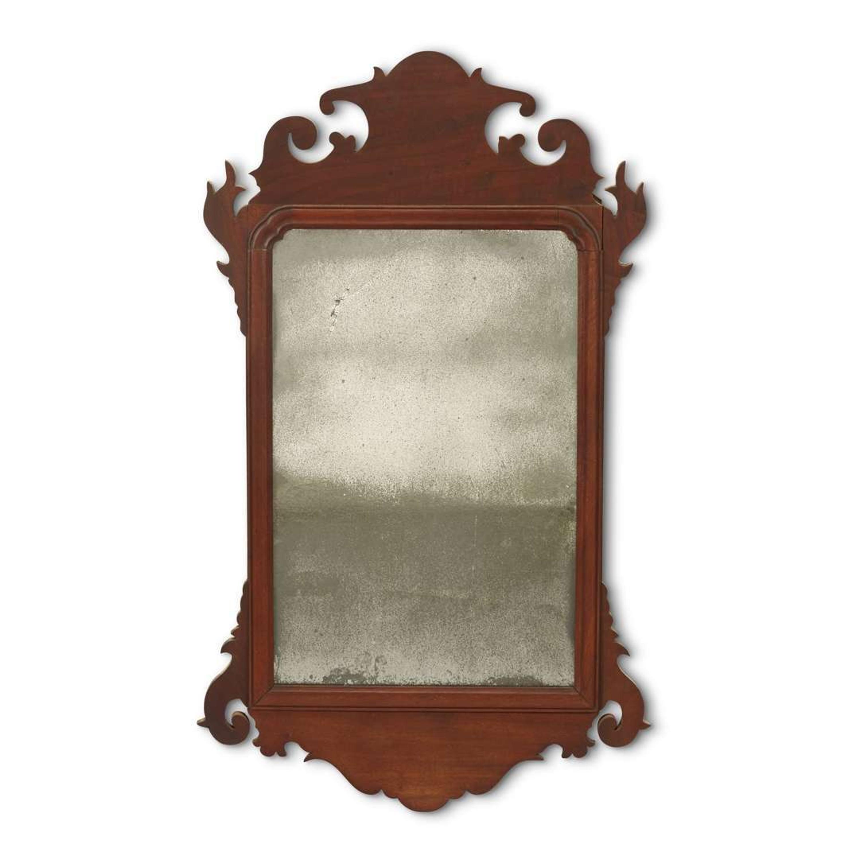 Small Chippendale mahogany looking glass bearing printed label of John Elliott, Jr., Philadelphia, PA, 1784-179