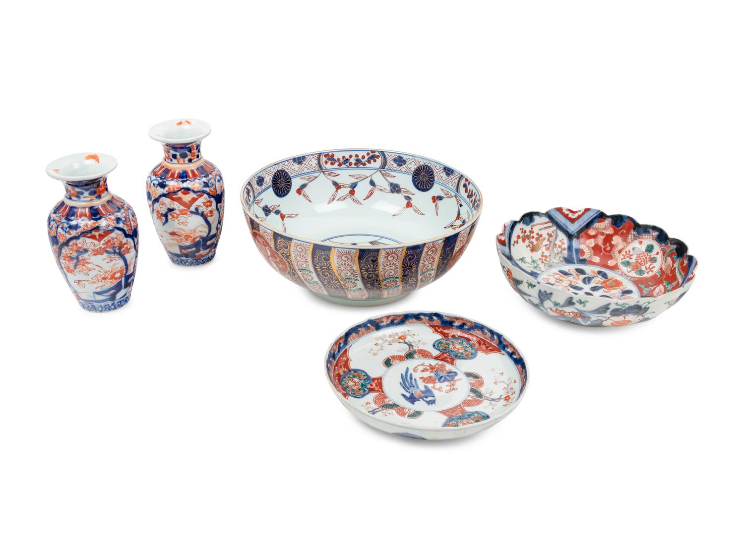 Five Imari Palette Porcelain Articles