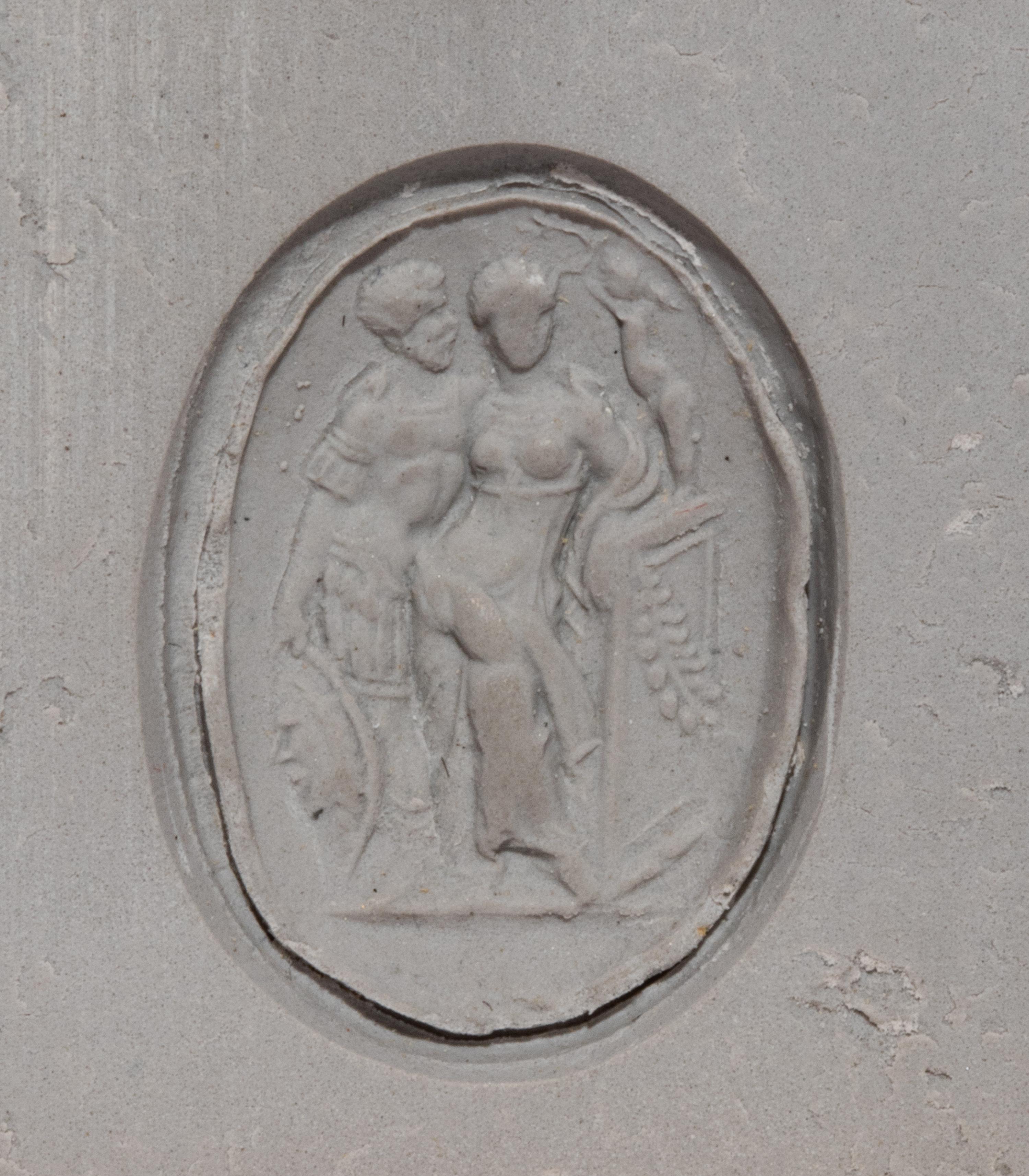 A Neoclassical Gold and Glass Paste Gilt-Seal Fob with Eros Crowing Mars and Venus