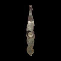 Two Chinese Gilt Bronze Belt Hooks, Warring States-Han Dynasty 戰國-漢 銅鎏金龍鳳帶鉤及鳥首帶鉤