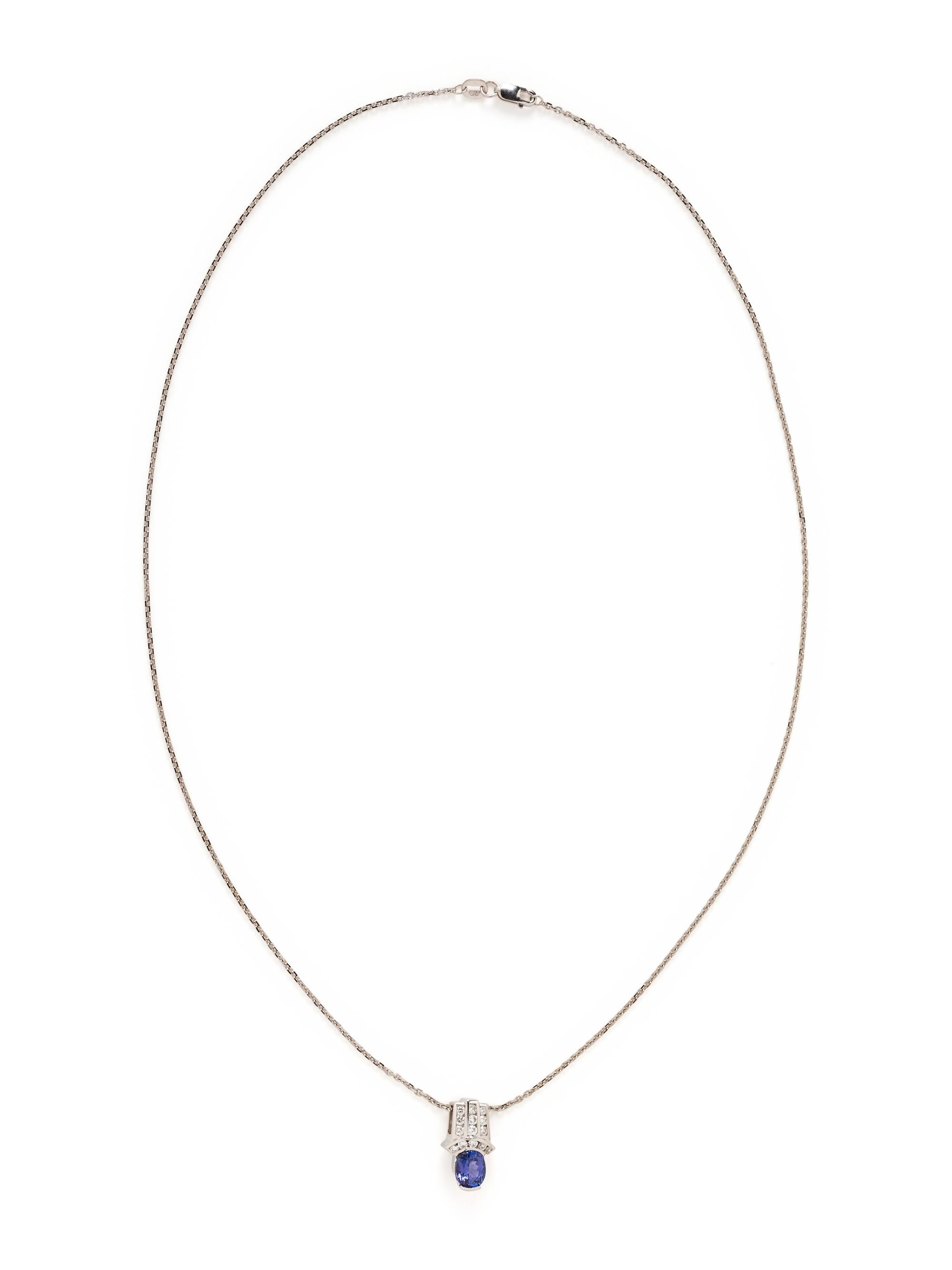 TANZANITE AND DIAMOND PENDANT/NECKLACE