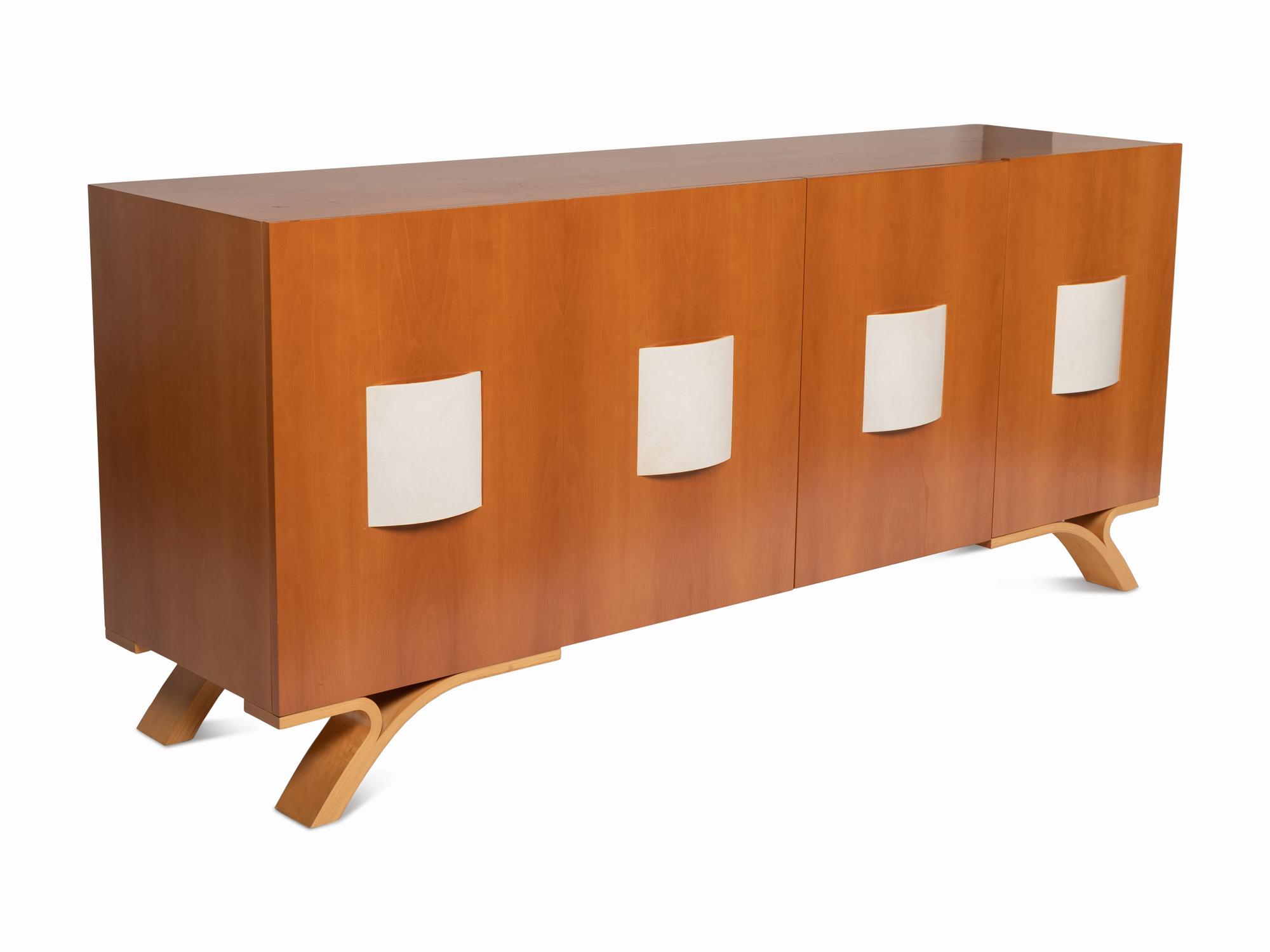 Nuevo Tango Credenza