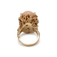 YELLOW GOLD AND CORAL RING