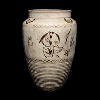 A Large Chinese Painted Cizhou Porcelain Jar, Yuan/Ming Dynasty 元/明 磁州窑白地黑花花卉紋大罐