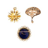 COLLECTION OF YELLOW GOLD BROOCH PENDANTS
