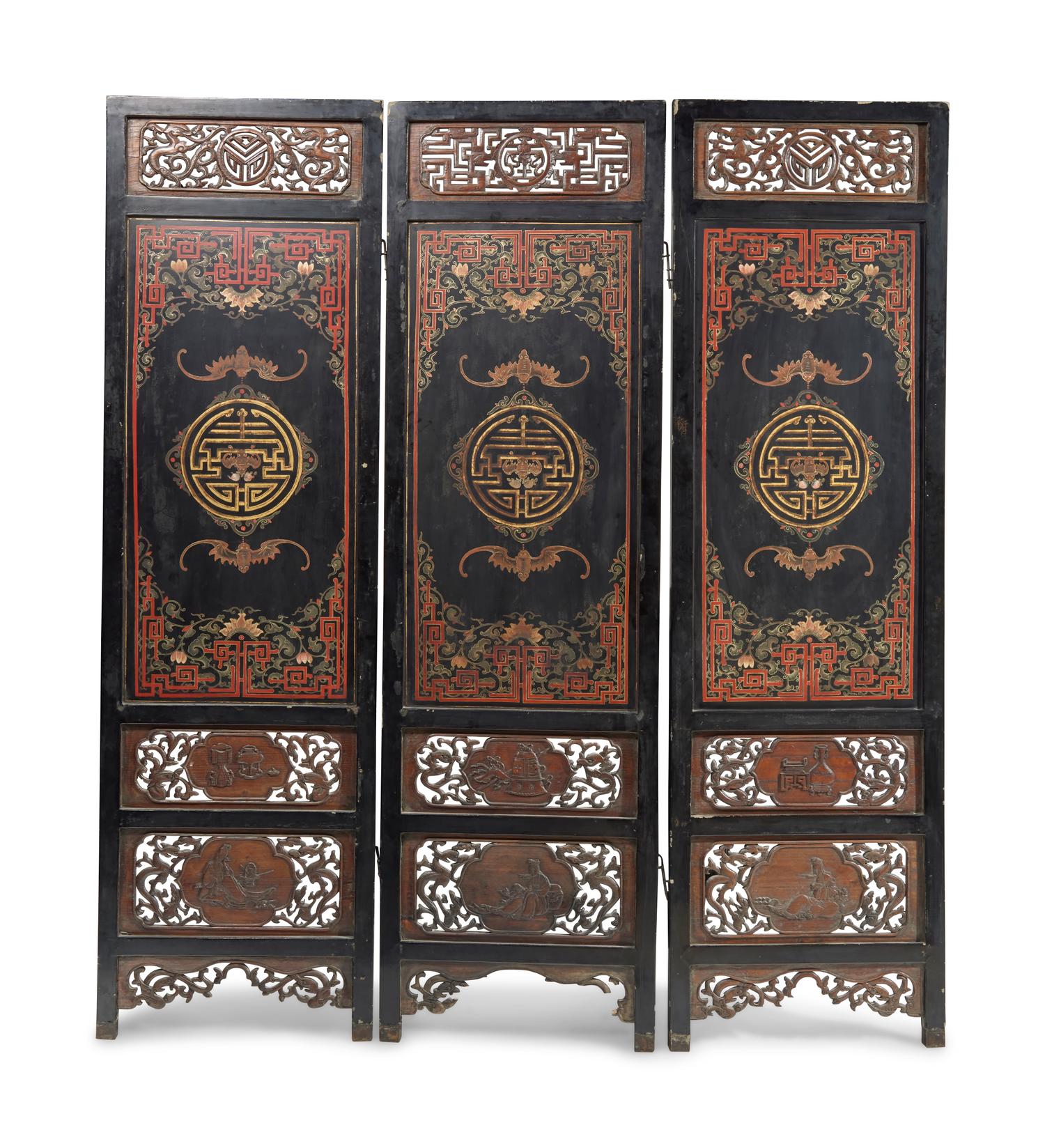 Three Chinese Jade, Hardstone, and Cloisonne-Embellished Screen Panels, 20th Century — 黑漆地嵌寳博古圖屏風三扇