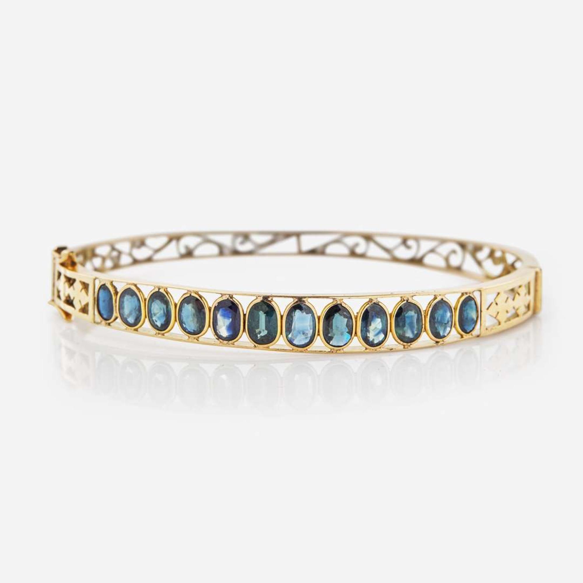 A 14K Yellow Gold and Sapphire Bracelet