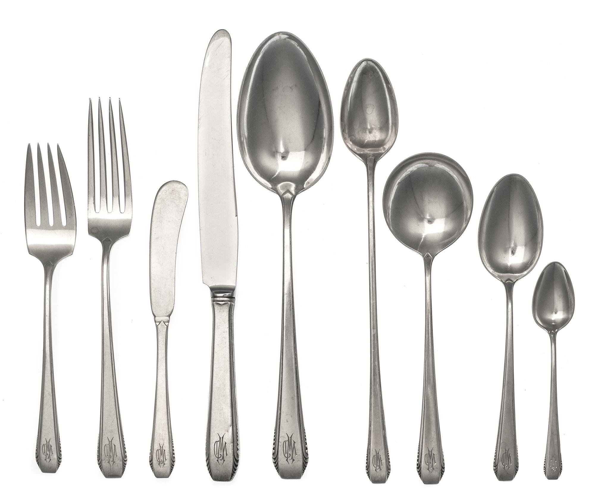 An American Silver Flatware Service, Towle Silversmiths, Newburyport, MA, Cascade pattern, comprising: 12 dinner forks 12 dinner knives