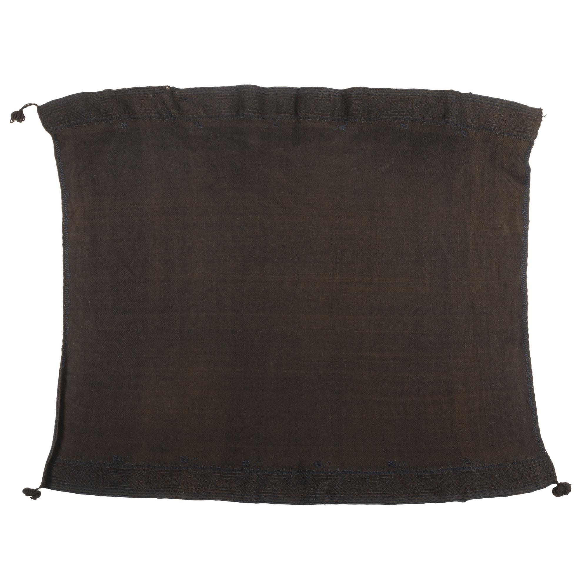 Zuni Classic Period Embroidered Manta, From an Estate in Sinking Spring, Ohio