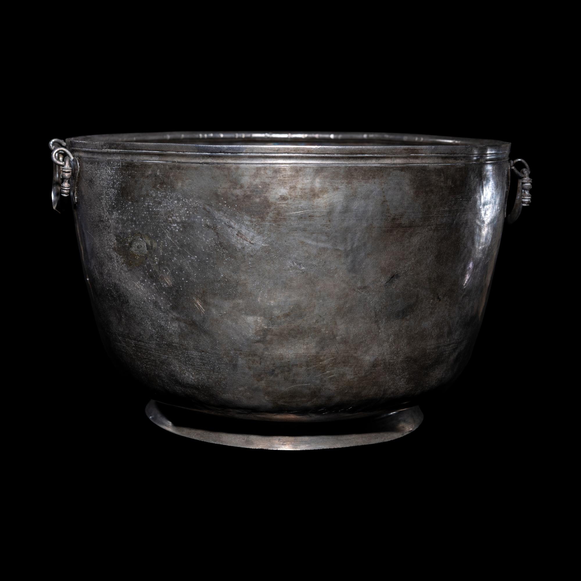 A Late Hellenistic Silver Situla