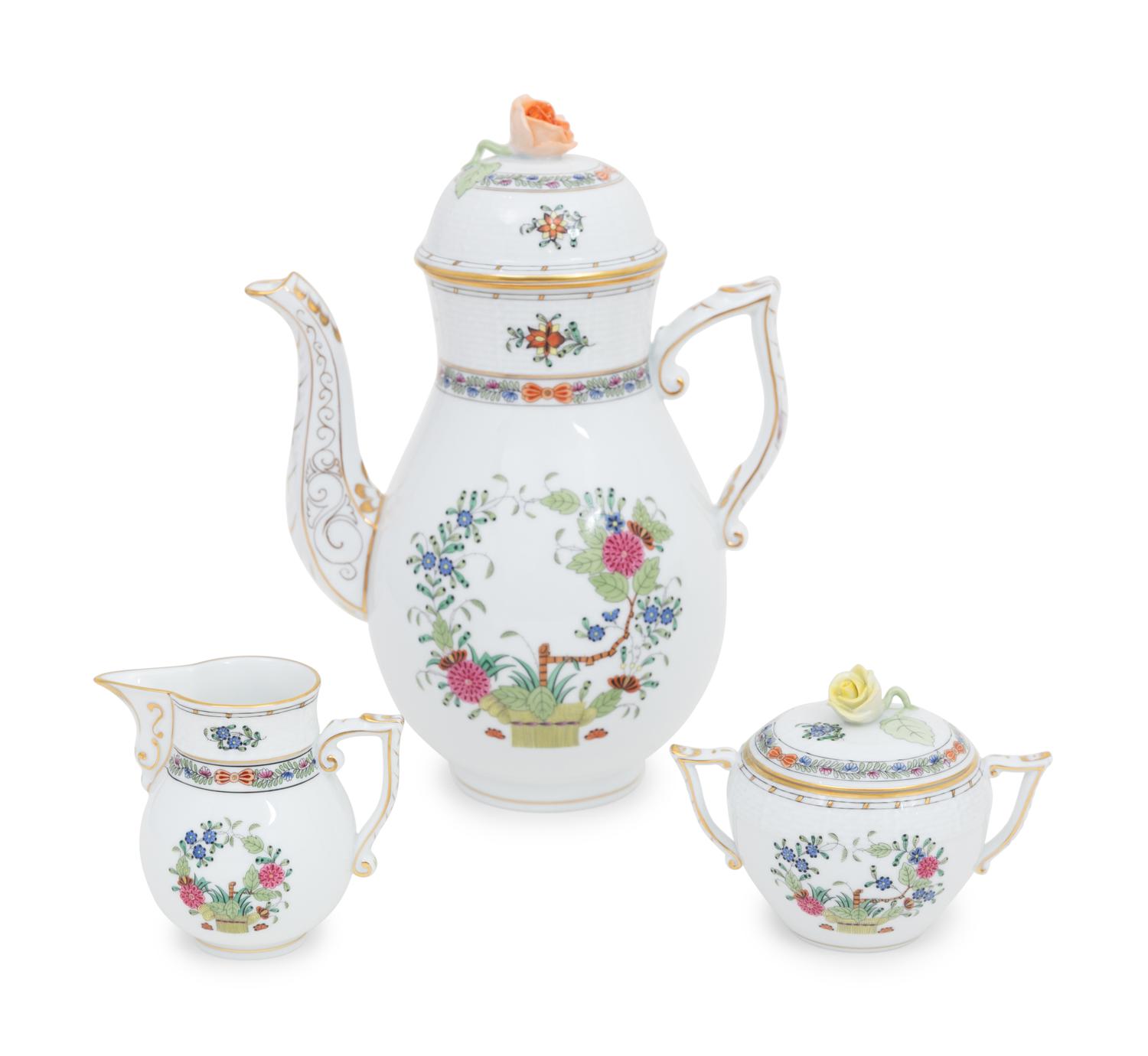 A Herend Porcelain Indian Basket Dinner Service