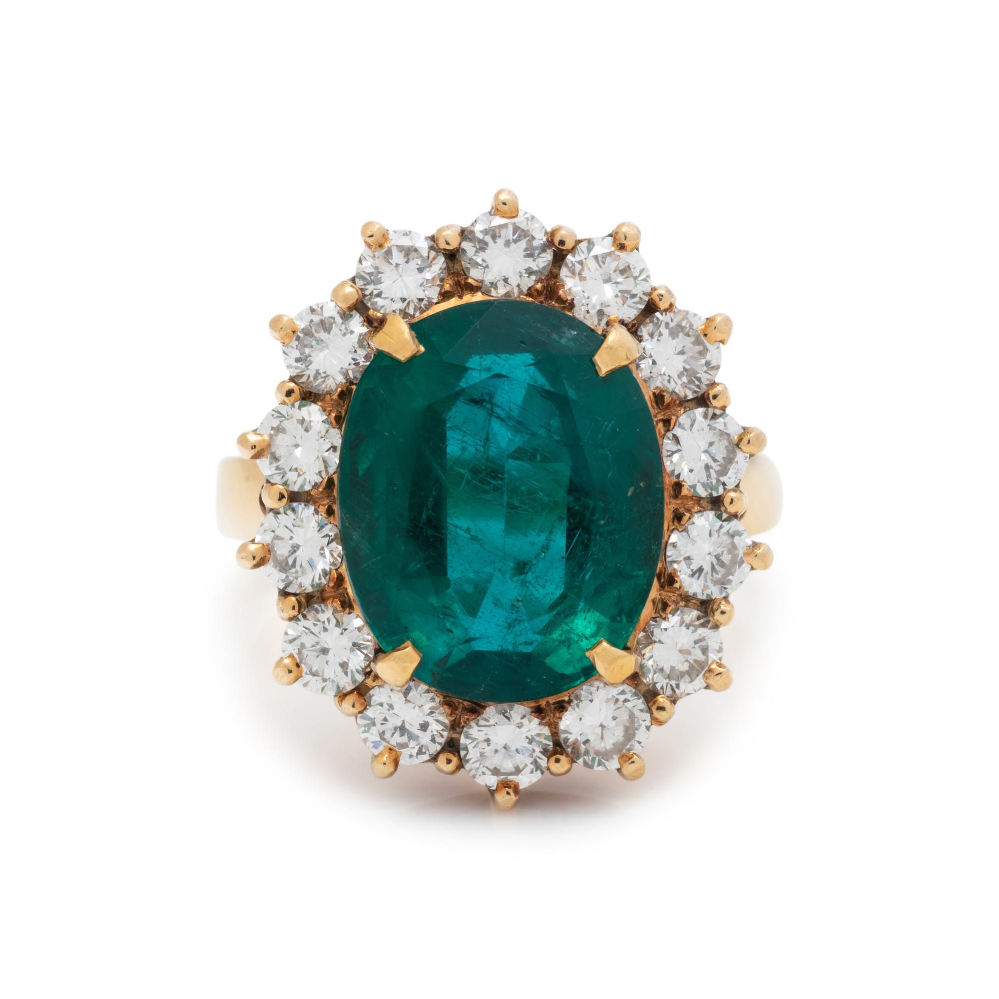 EMERALD AND DIAMOND RING