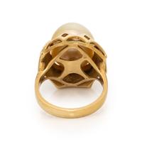 CULTURED PEARL AND YELLOW GOLD RING