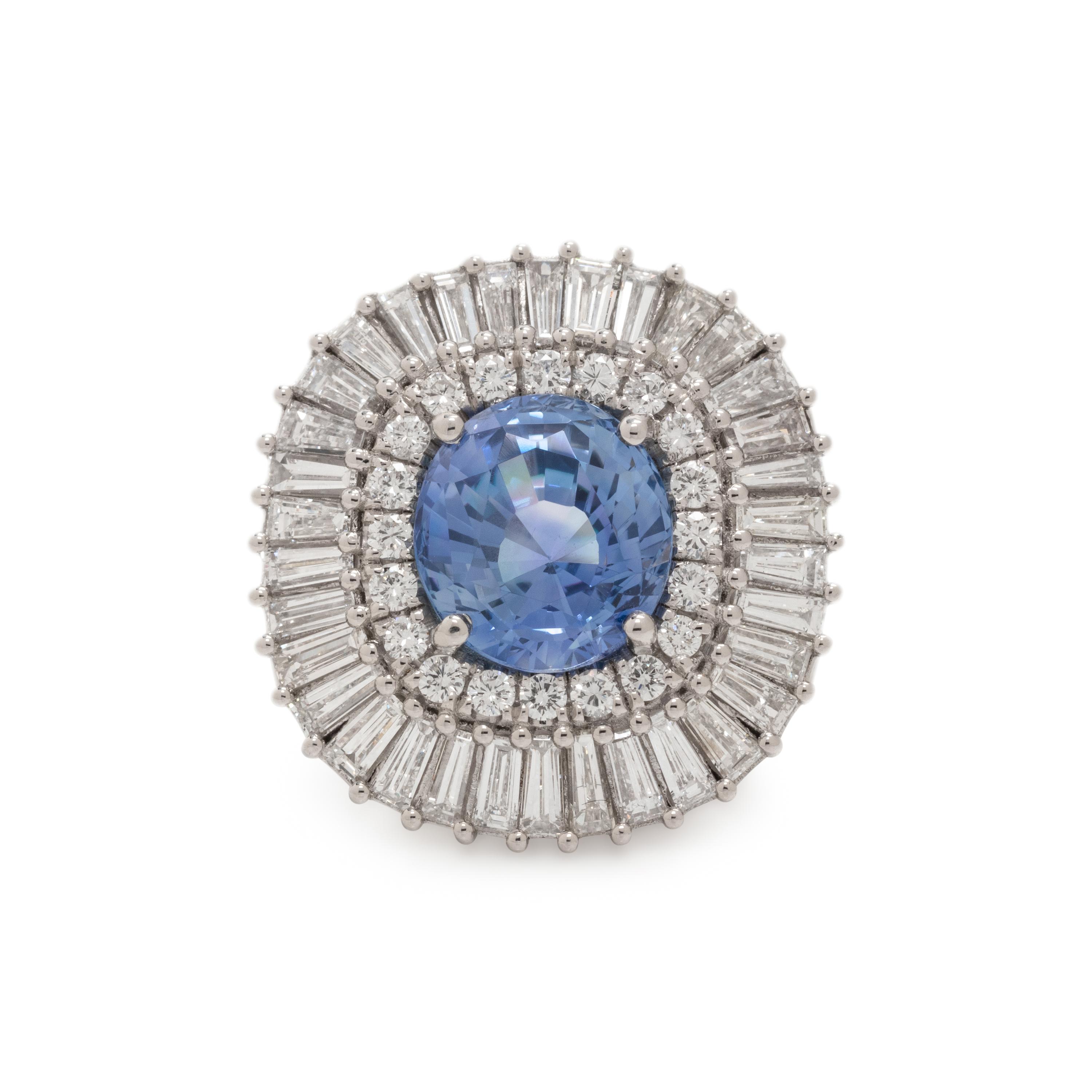 SAPPHIRE AND DIAMOND RING