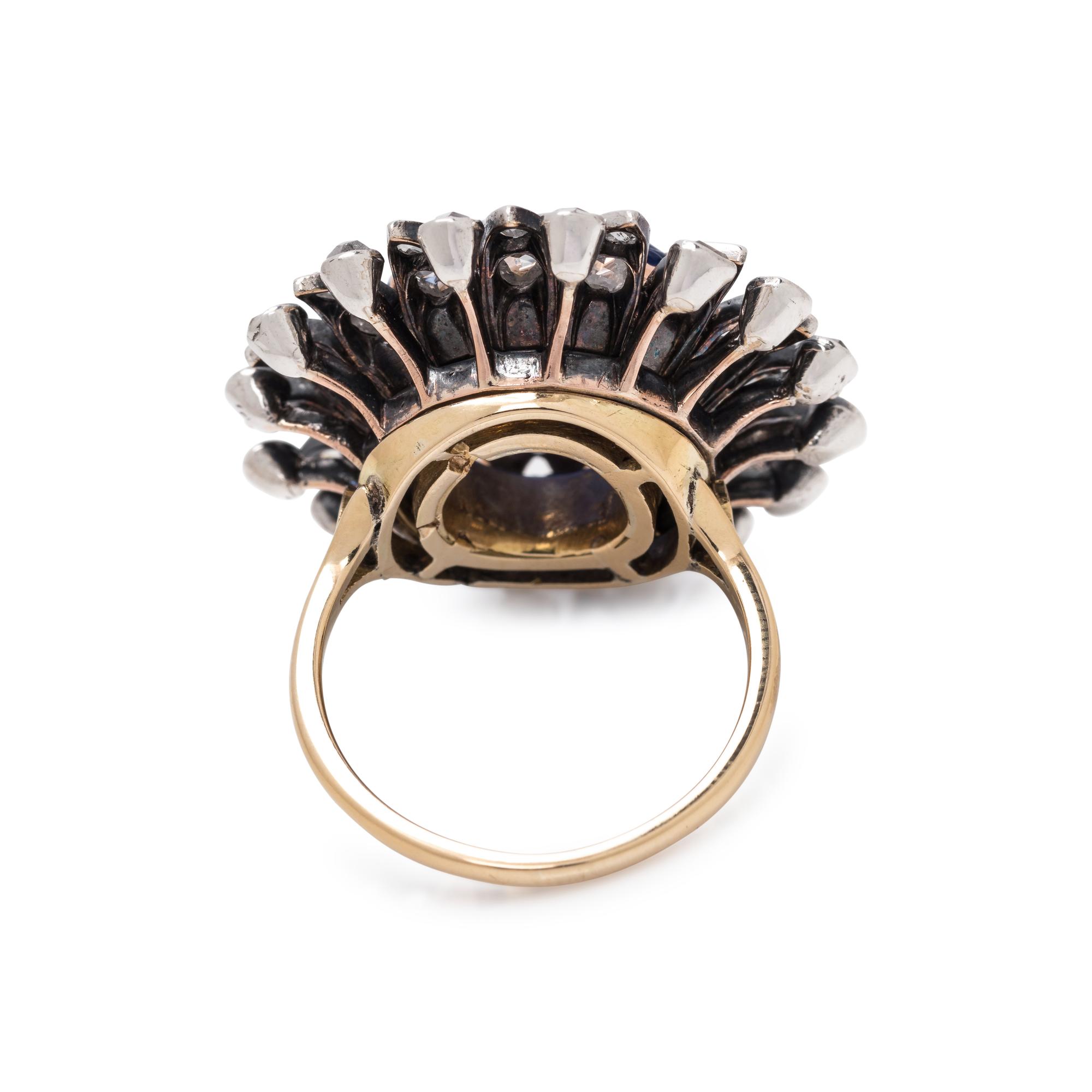 SAPPHIRE AND DIAMOND RING