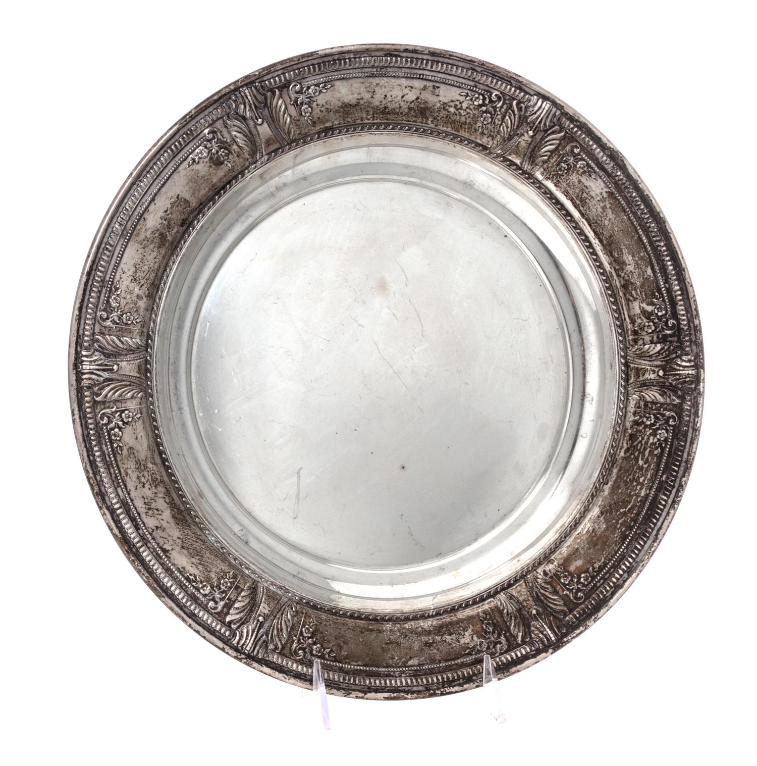 An American Silver Charger, Wallace Silversmiths, Wallingford, CT, Stradivari pattern, of circular form.