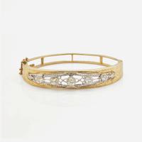 A 14K Yellow Gold and Diamond Bracelet