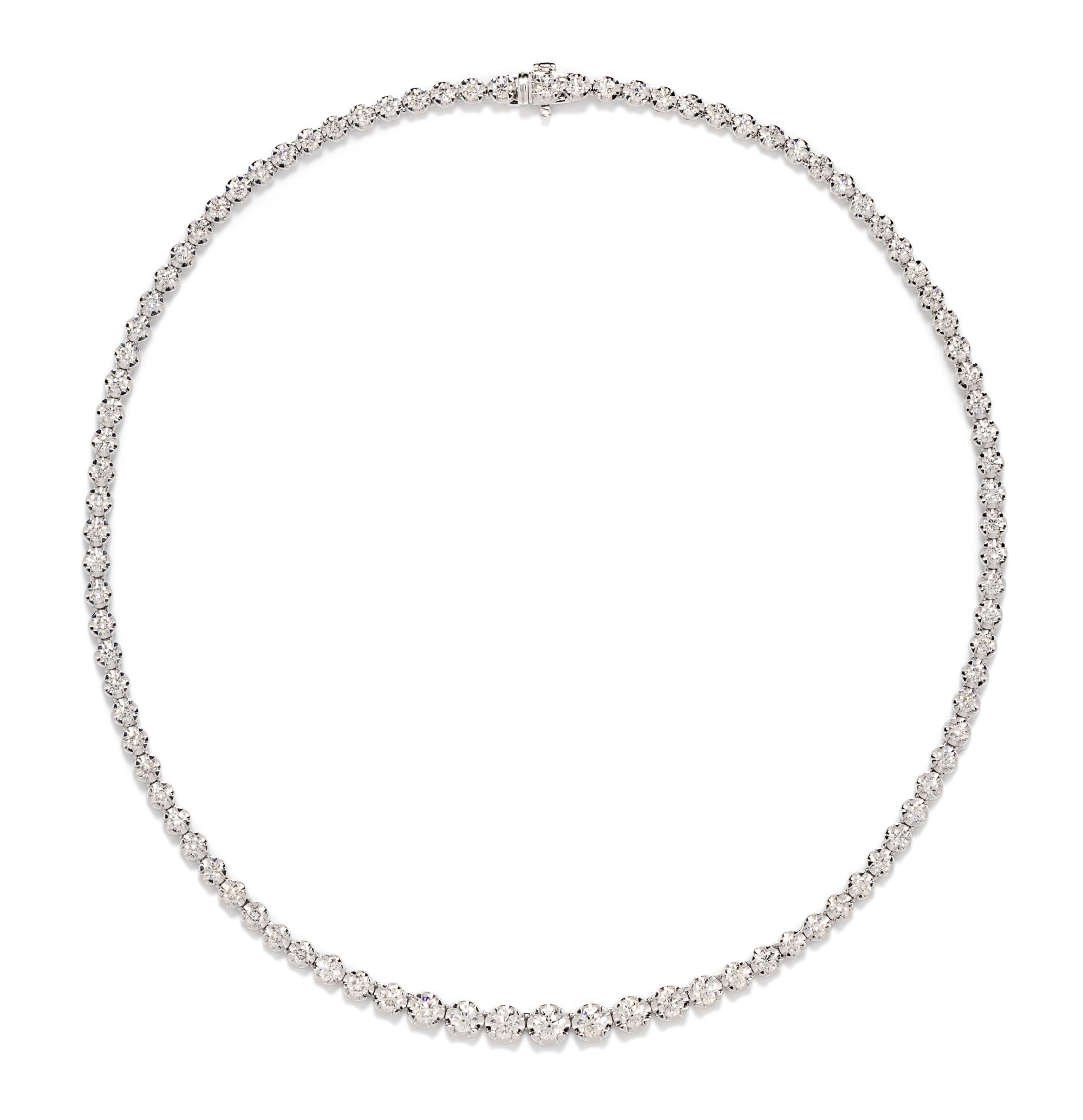 An 18 Karat White Gold and Diamond Riviere Necklace, 17.95 dwts.