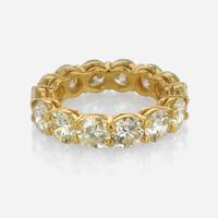 A Diamond and 18K Yellow Gold Ring