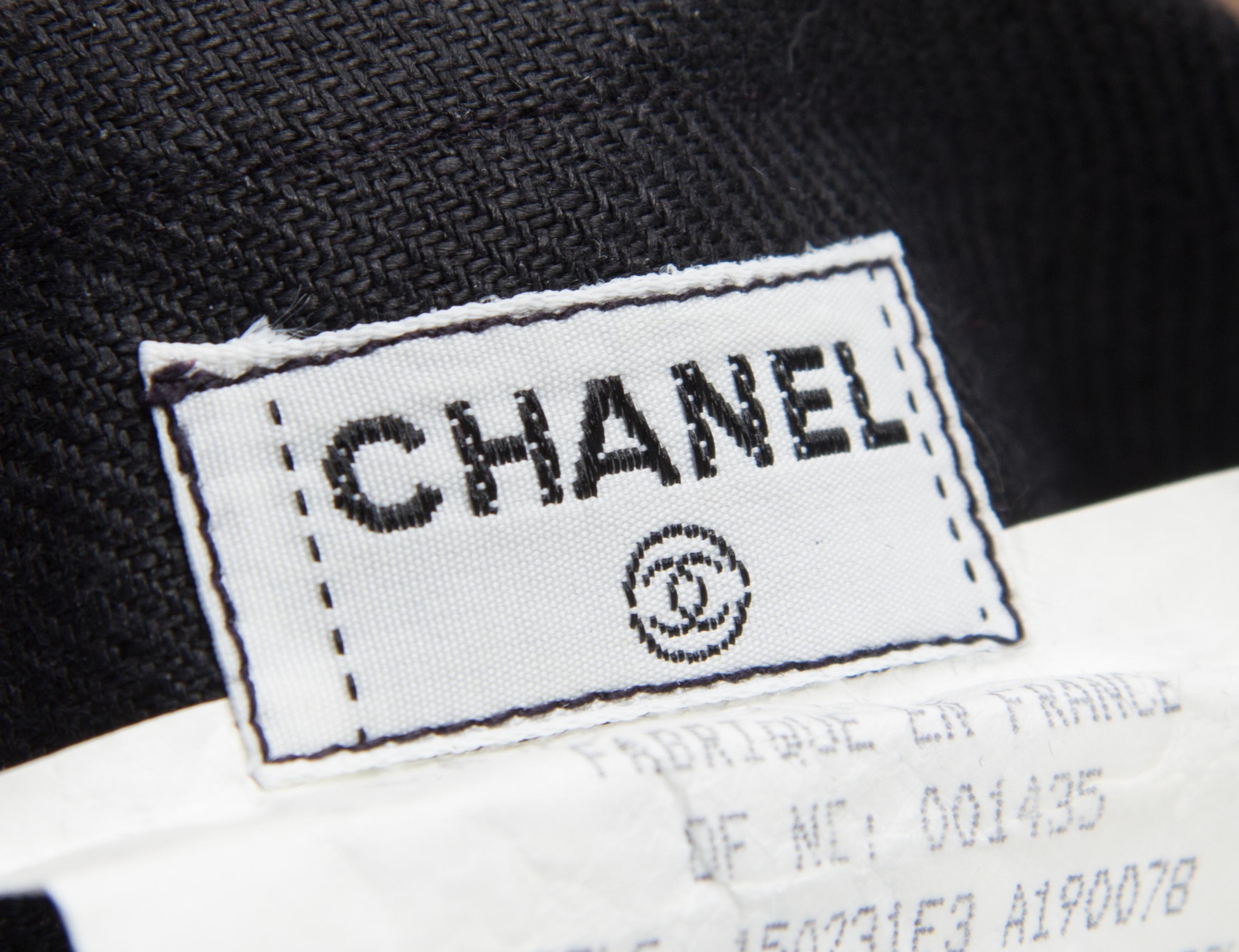 A Chanel Black Linen Skirt, Size 40.