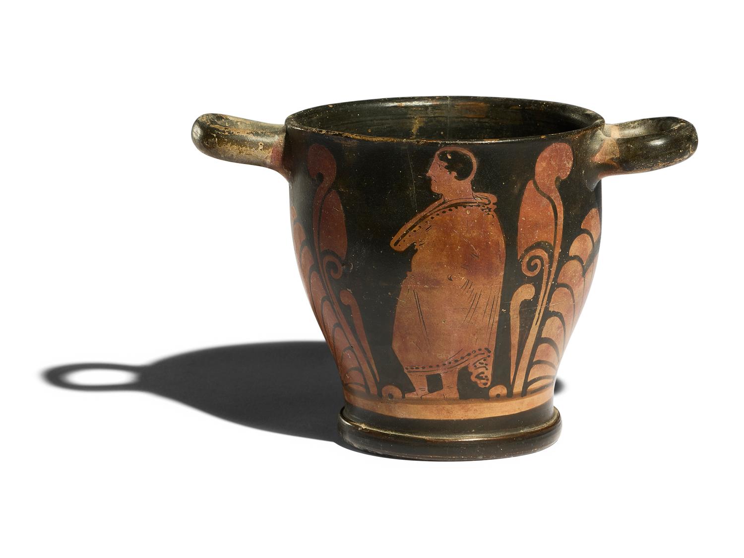 A Campanian Red-Figured Skyphos