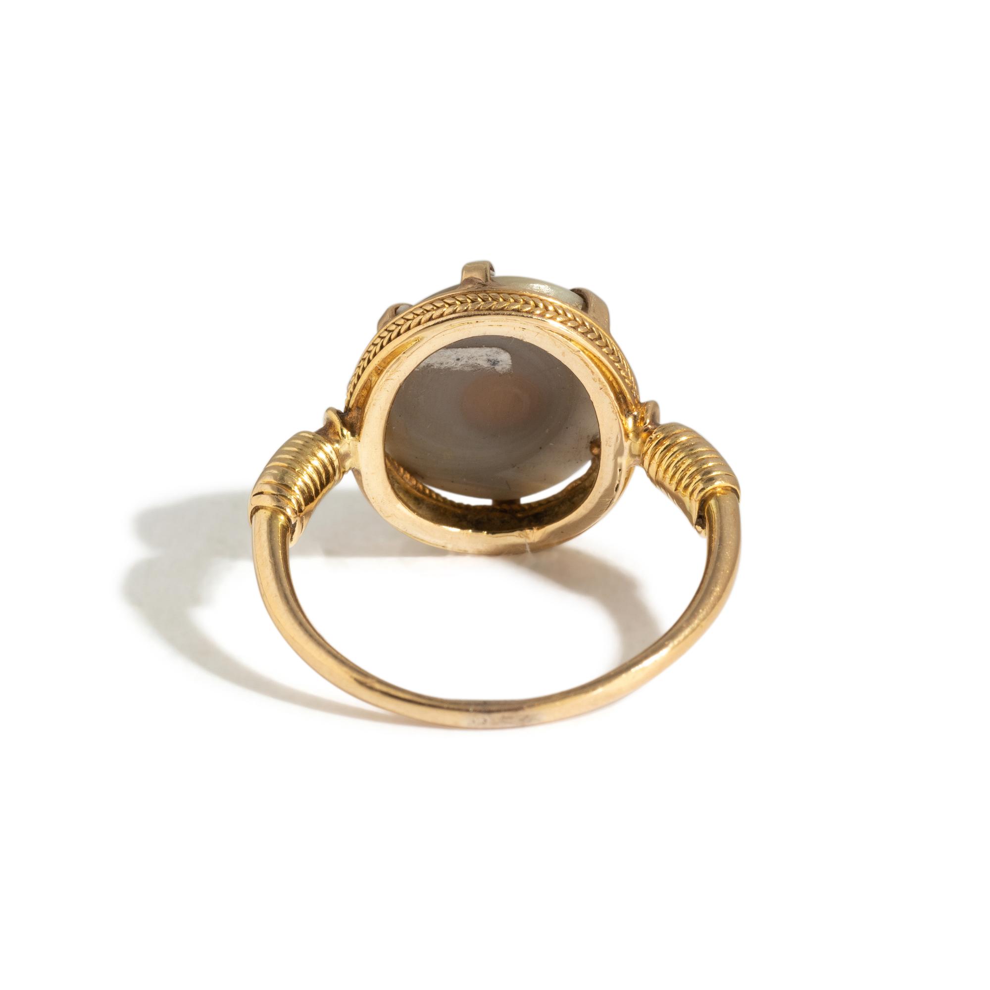 A Neoclassical Gold and Banded Agate Finger Ring with a Male Portrait Head