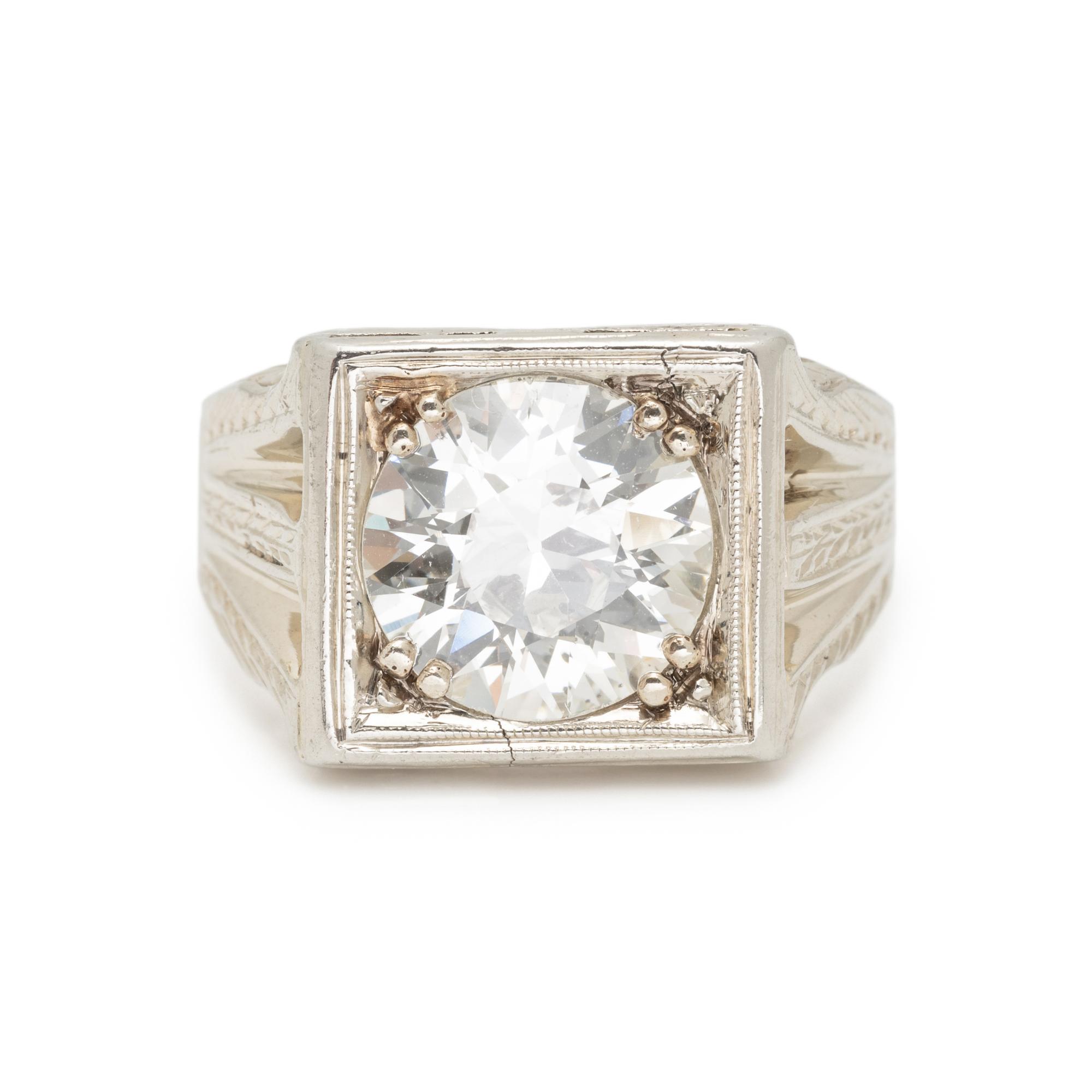 DIAMOND AND WHITE GOLD RING