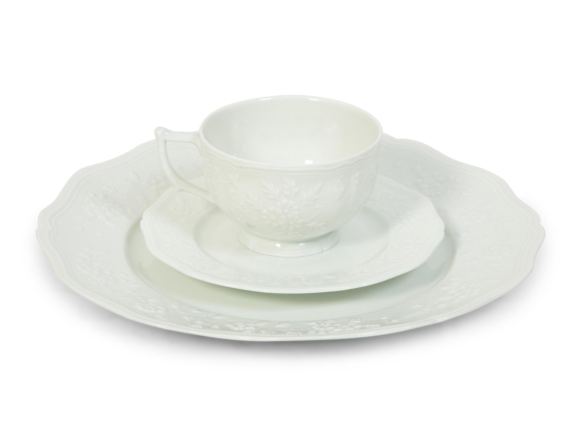 A 40-Piece Limoges Ceralene Porcelain Hawthorn Partial Dinner Service — 20TH CENTURY