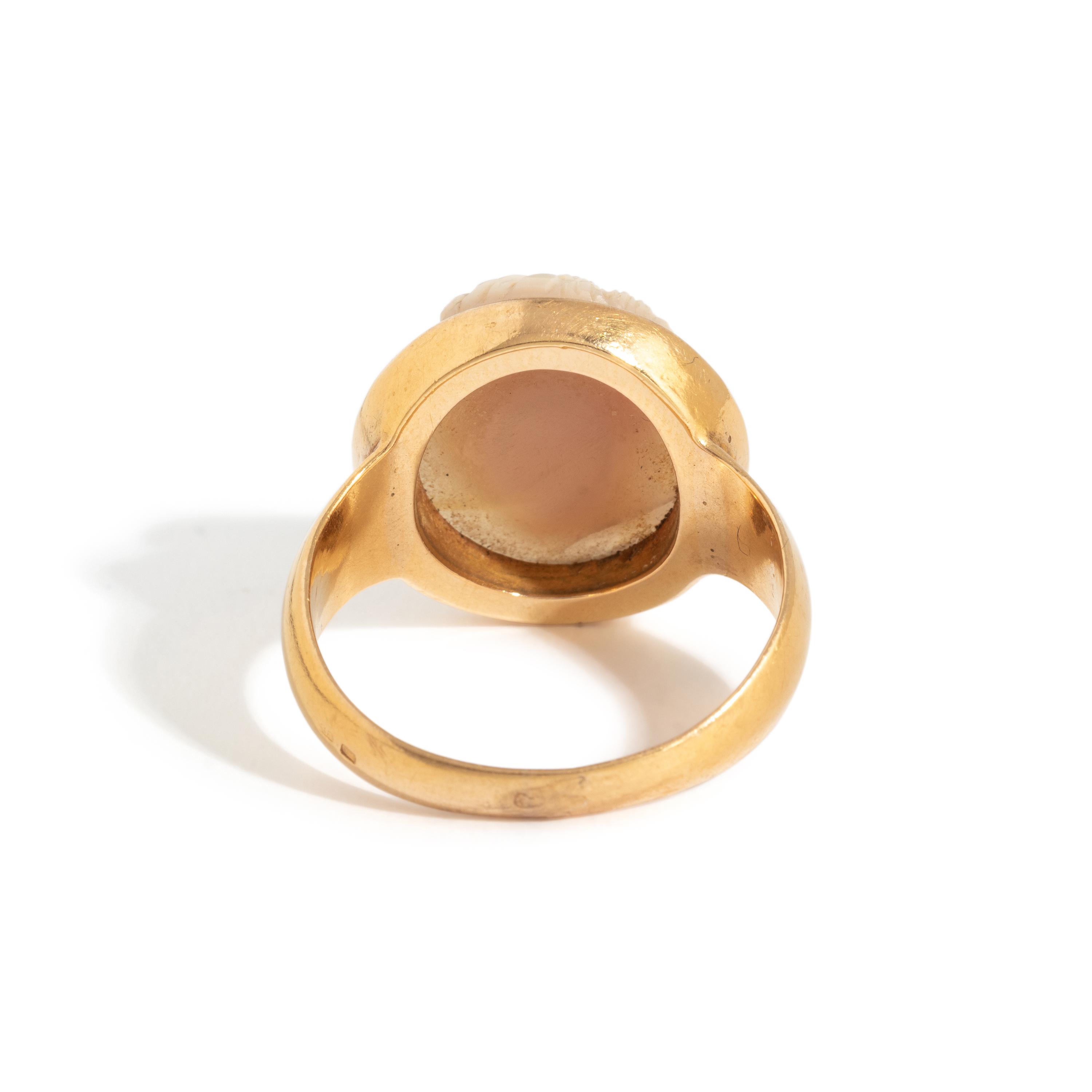 A Neoclassical Sardonyx Cameo and Gold Finger Ring with a Male Portrait Head