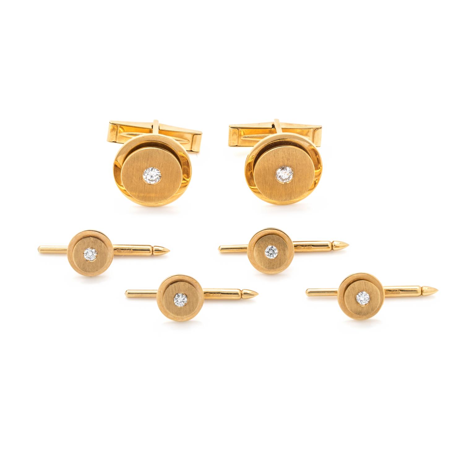 YELLOW GOLD AND DIAMOND DRESS SET