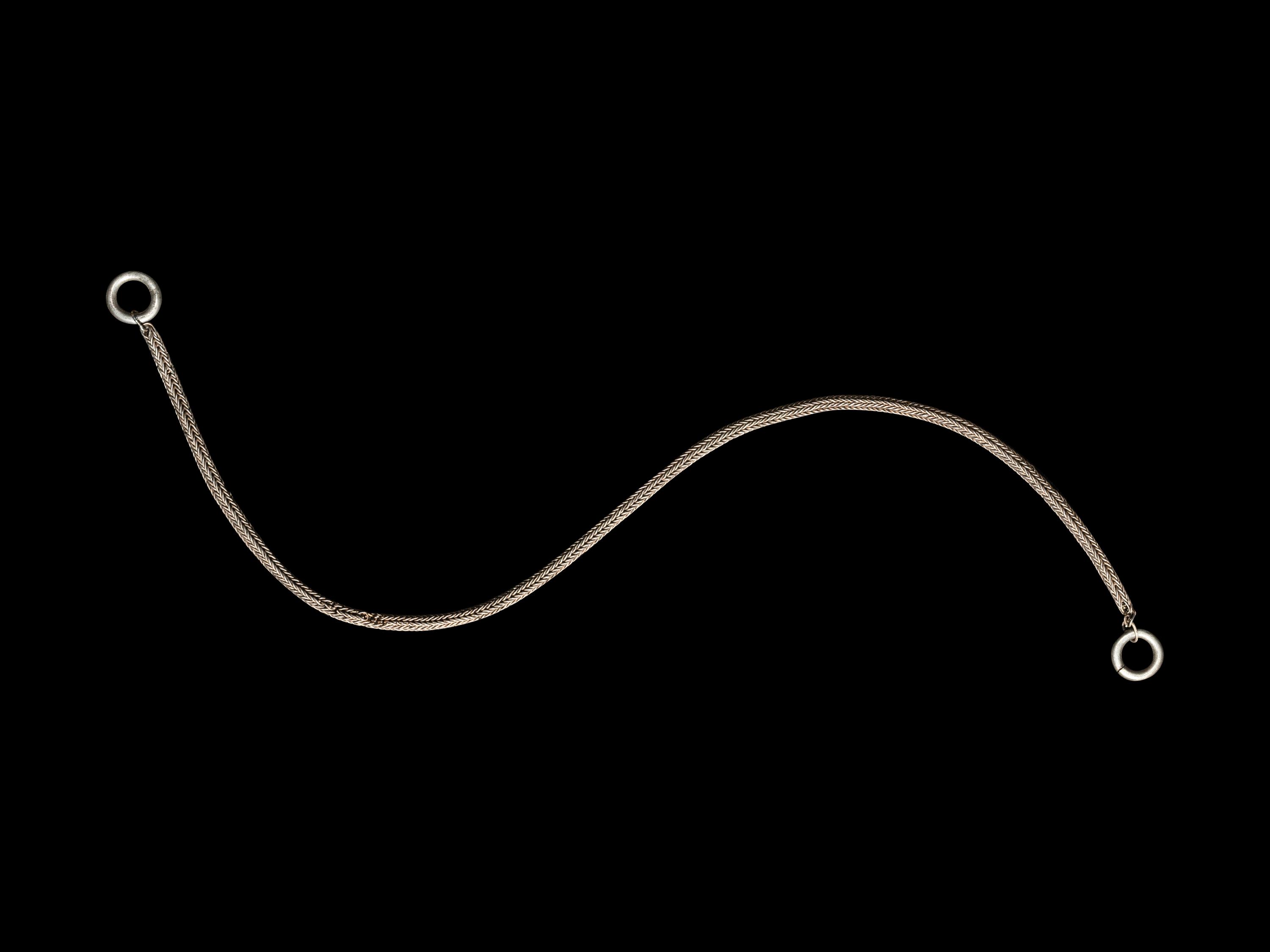 A Thracian Silver Chain and Two Fibulae