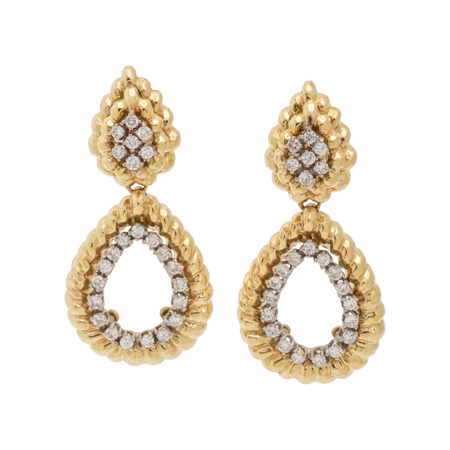 YELLOW GOLD AND DIAMOND EARCLIPS