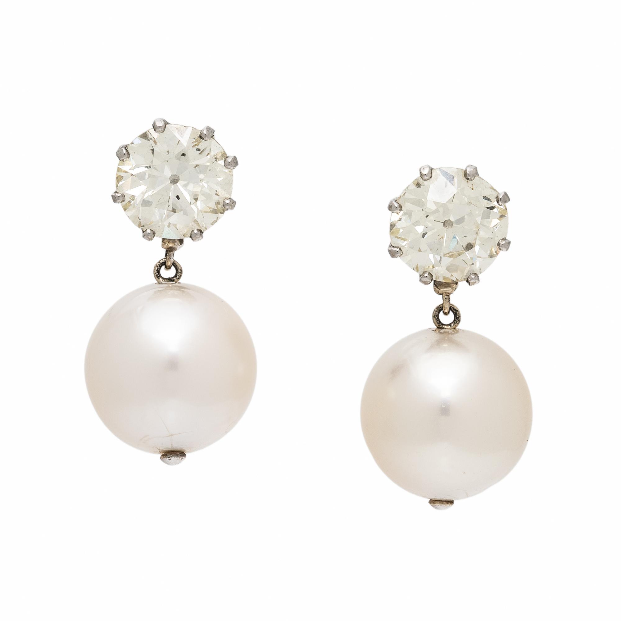 CONVERTIBLE DIAMOND AND CULTURED PEARL DROP EARRINGS