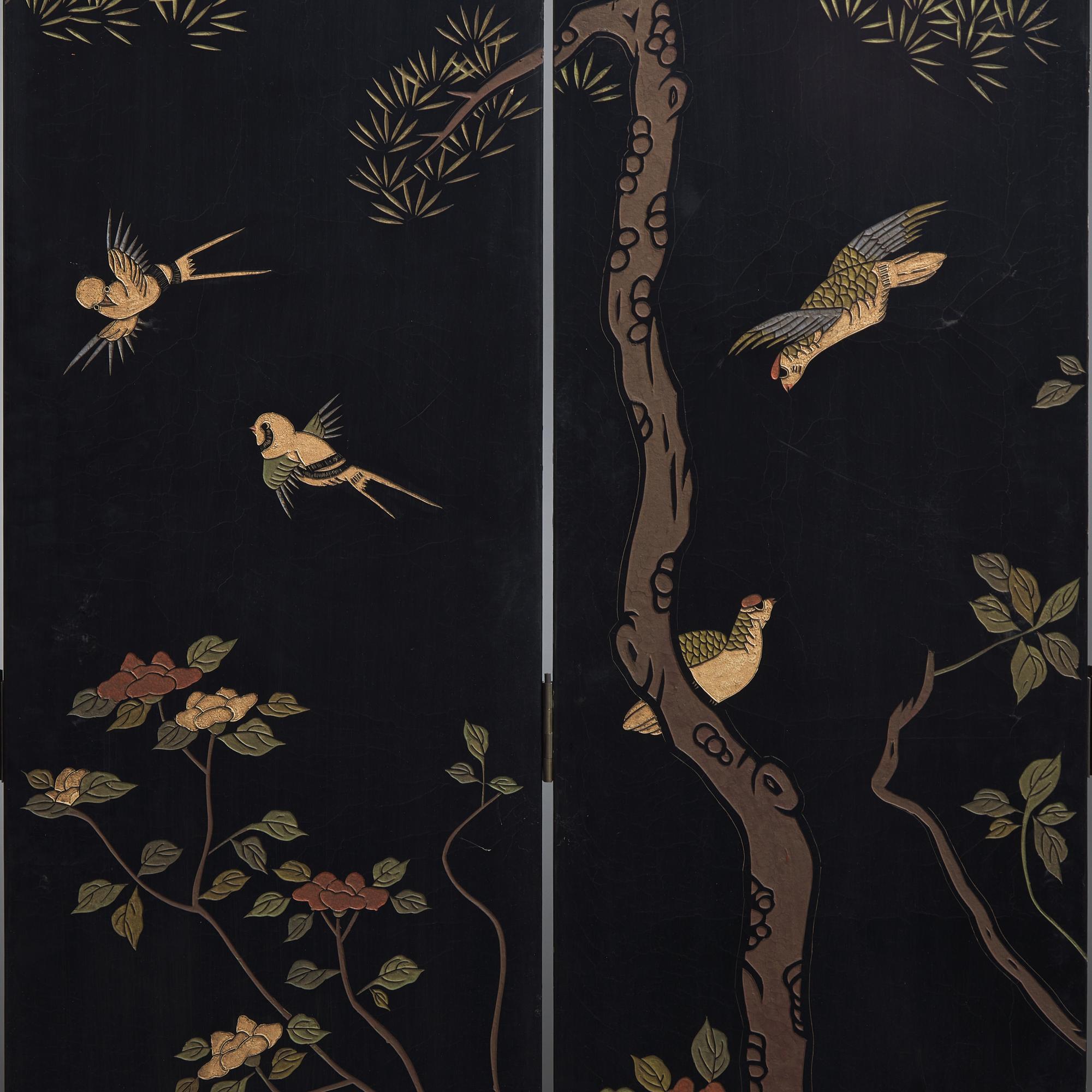 A Chinese Eight-Panel Coromandel Screen, 20th Century 近代 款彩八扇屏