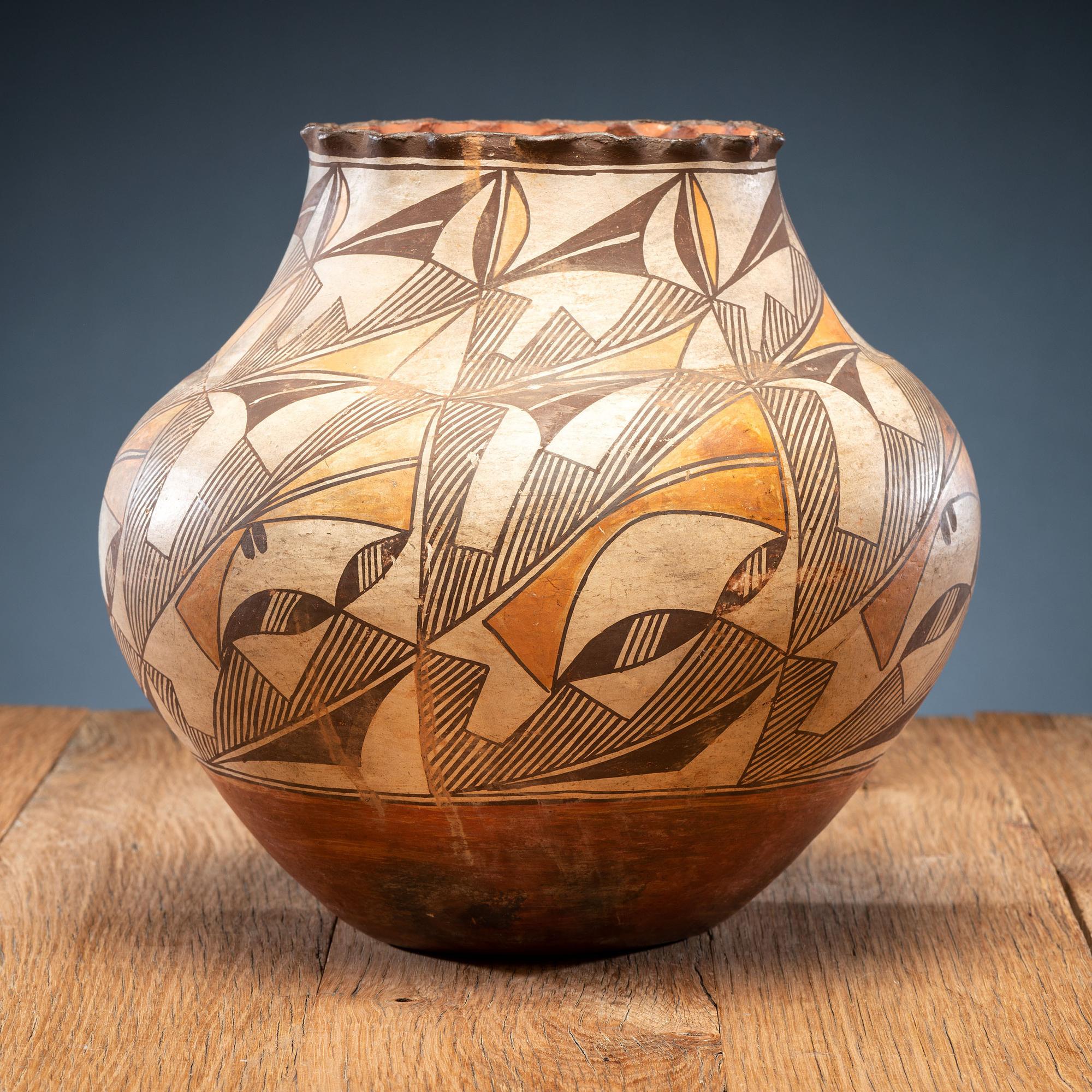 Acoma Pottery Olla, with Ruffled Rim