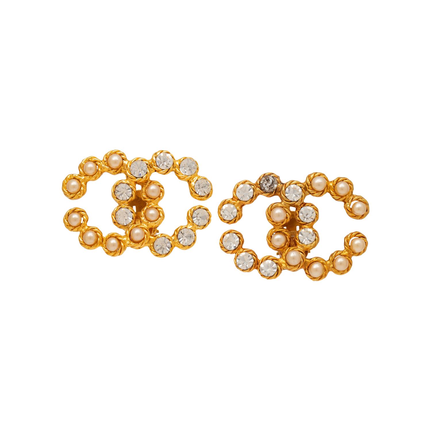 Chanel, CC Ear Clips