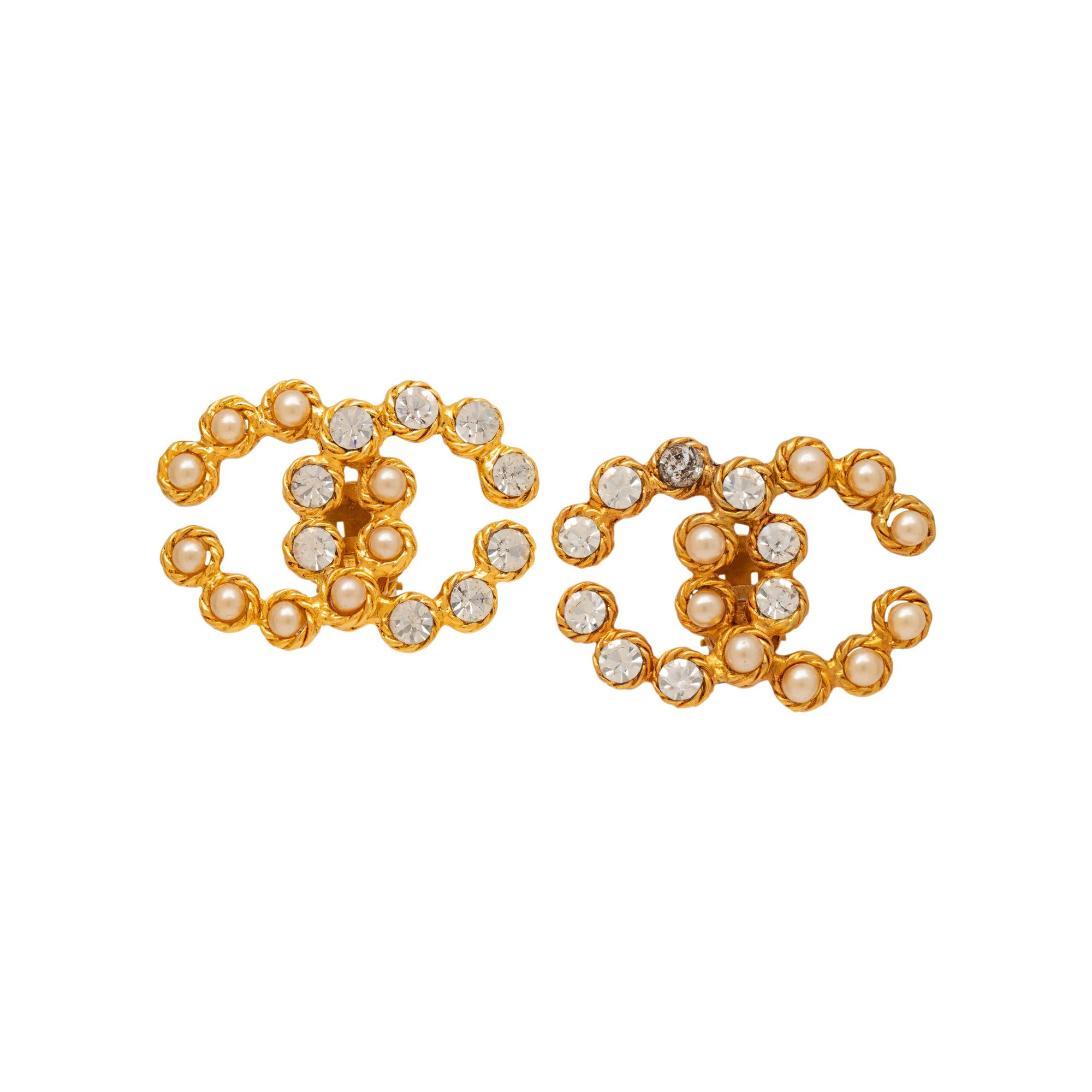 Chanel, CC Ear Clips