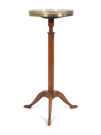 A Louis Philippe Acajou Gueridon a Cremaillere — 19TH CENTURY