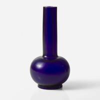 A Chinese cobalt blue glass bottle vase 寶石藍琉璃膽瓶