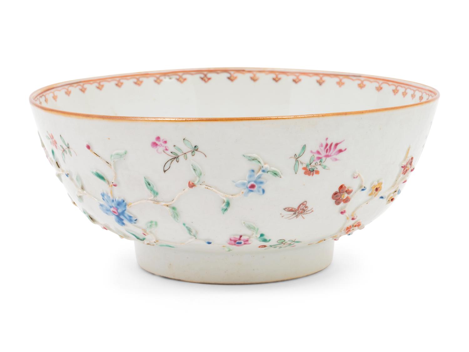 A Chinese Export Porcelain Bowl