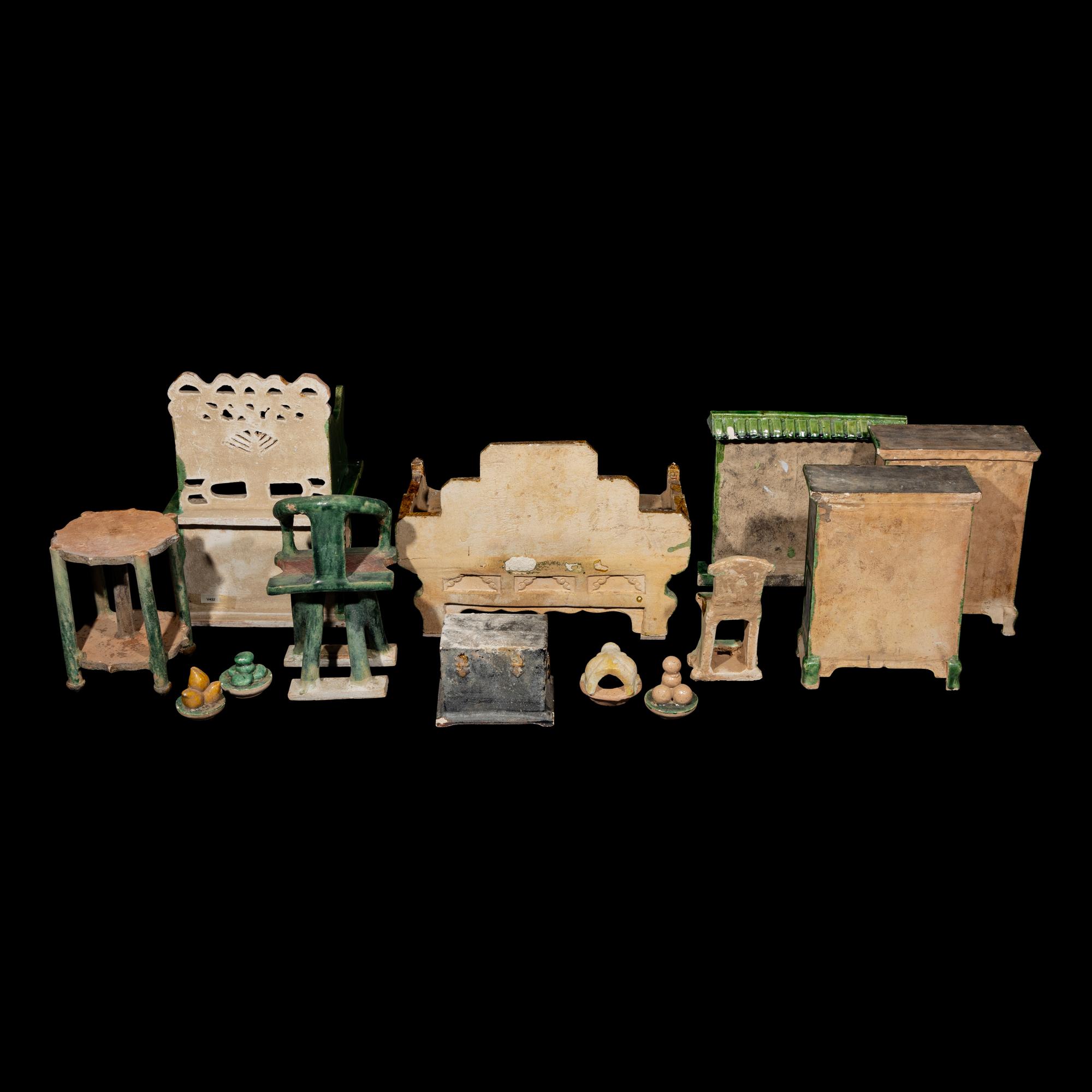 A Group of Chinese Sancai Glazed Earthenware Miniature Furniture , Ming Dynasty 明 三彩袖珍家具一組