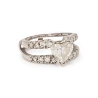 WHITE GOLD AND DIAMOND RING