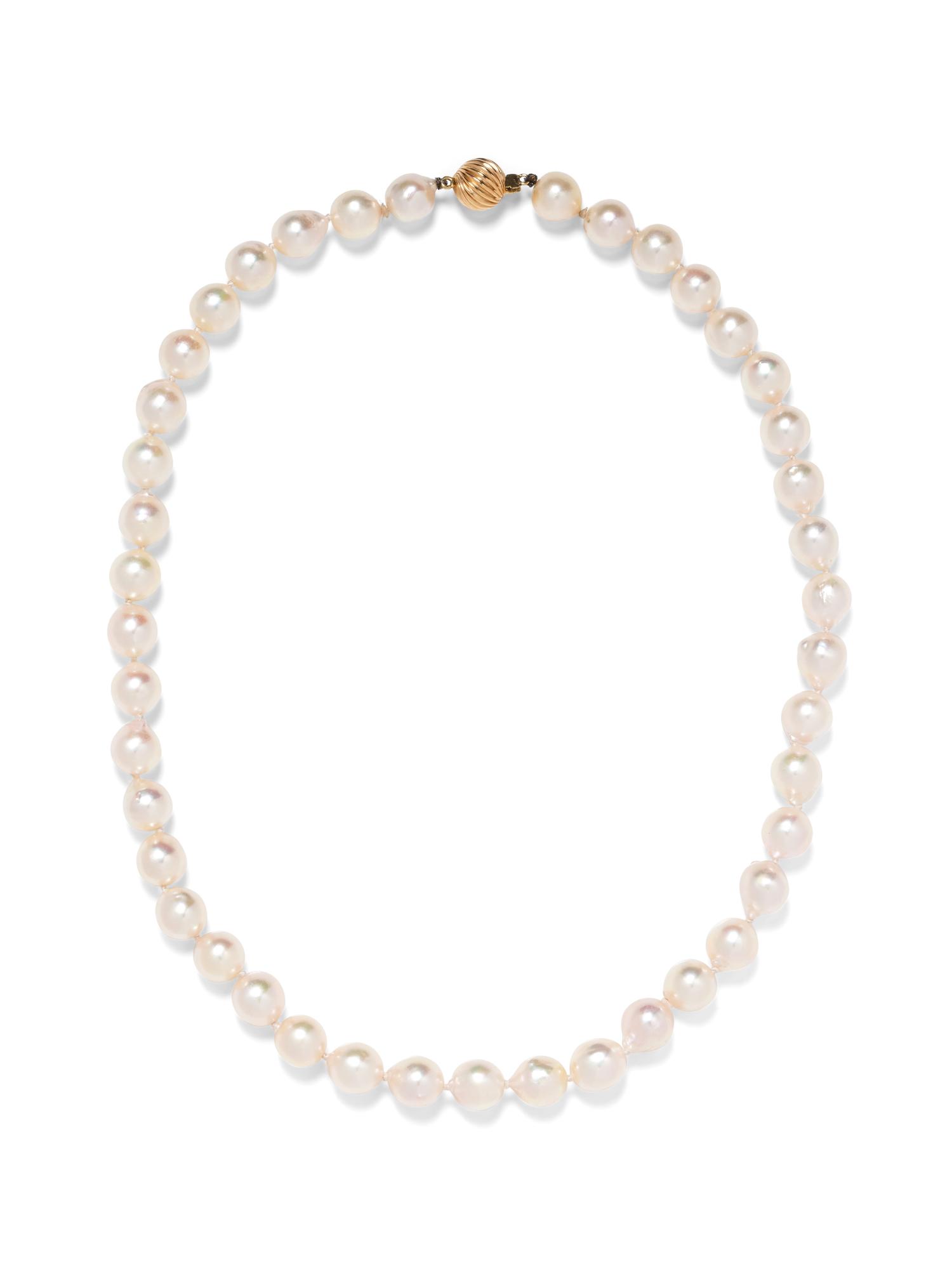 A 14 Karat Yellow Gold and Cultured Pearl Necklace,