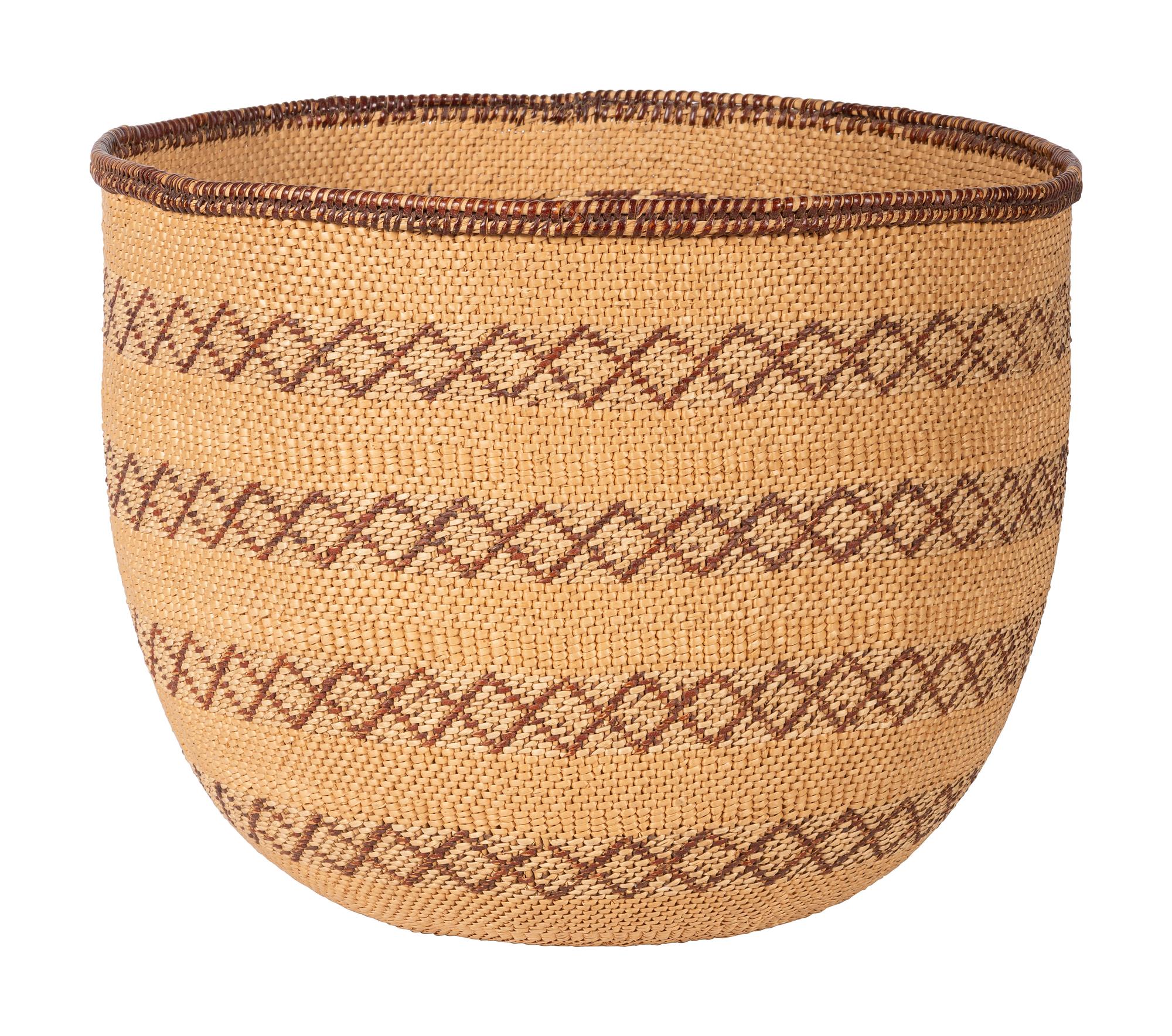 Large Mono Basket
