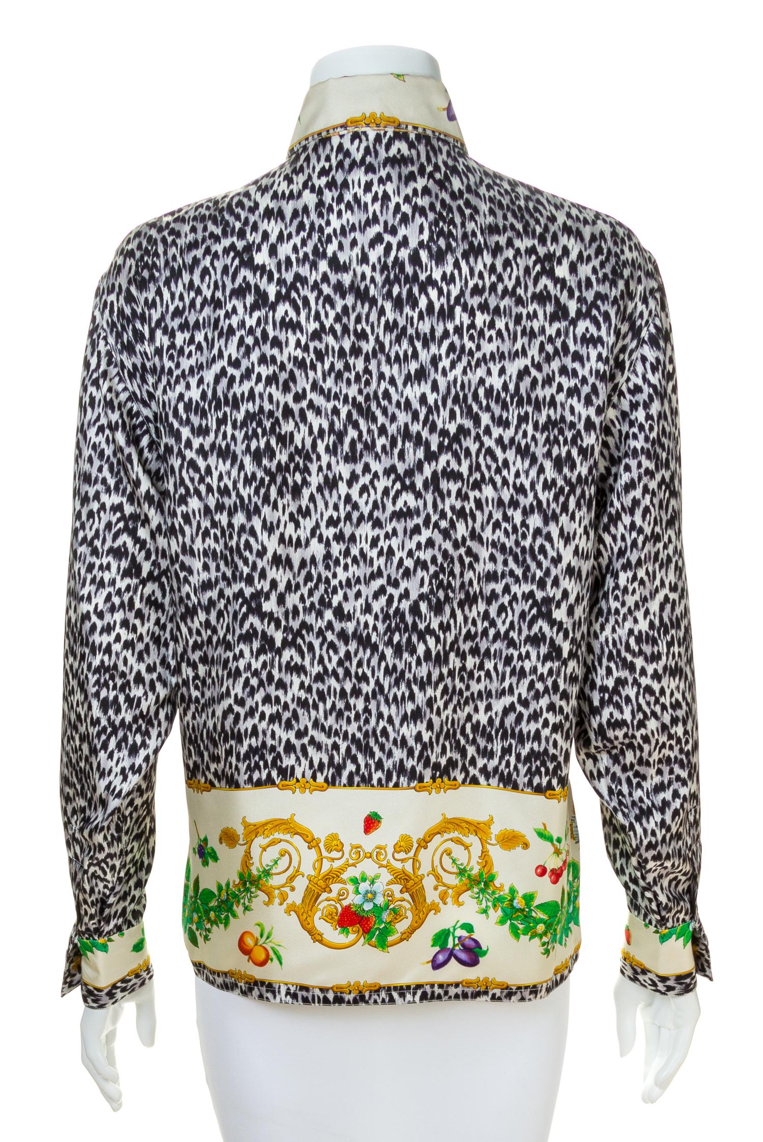 A Gianni Versace Silk Print Shirt, Size 40.